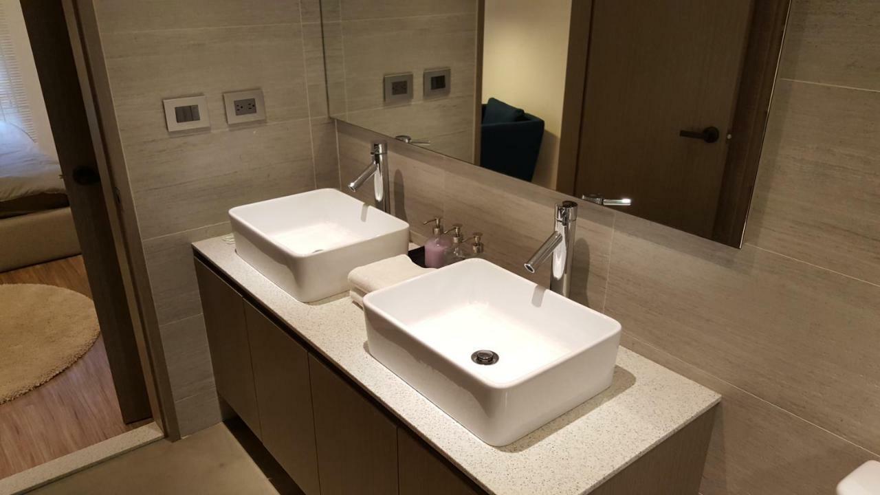 3 Bedrooms And 1 Study And 3 Bathrooms Near 101 & Mrt * Taipei